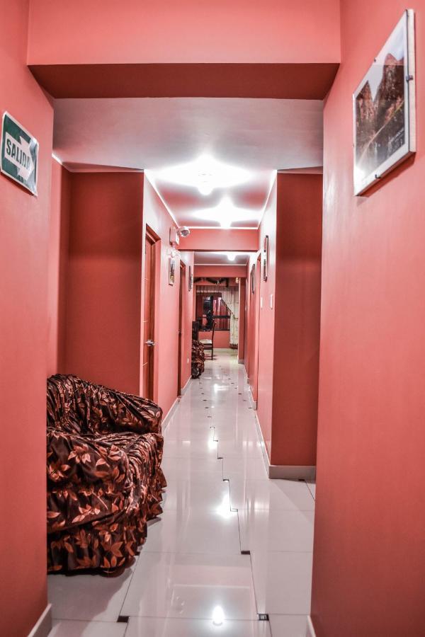 Hostal Berlin Jauja Εξωτερικό φωτογραφία